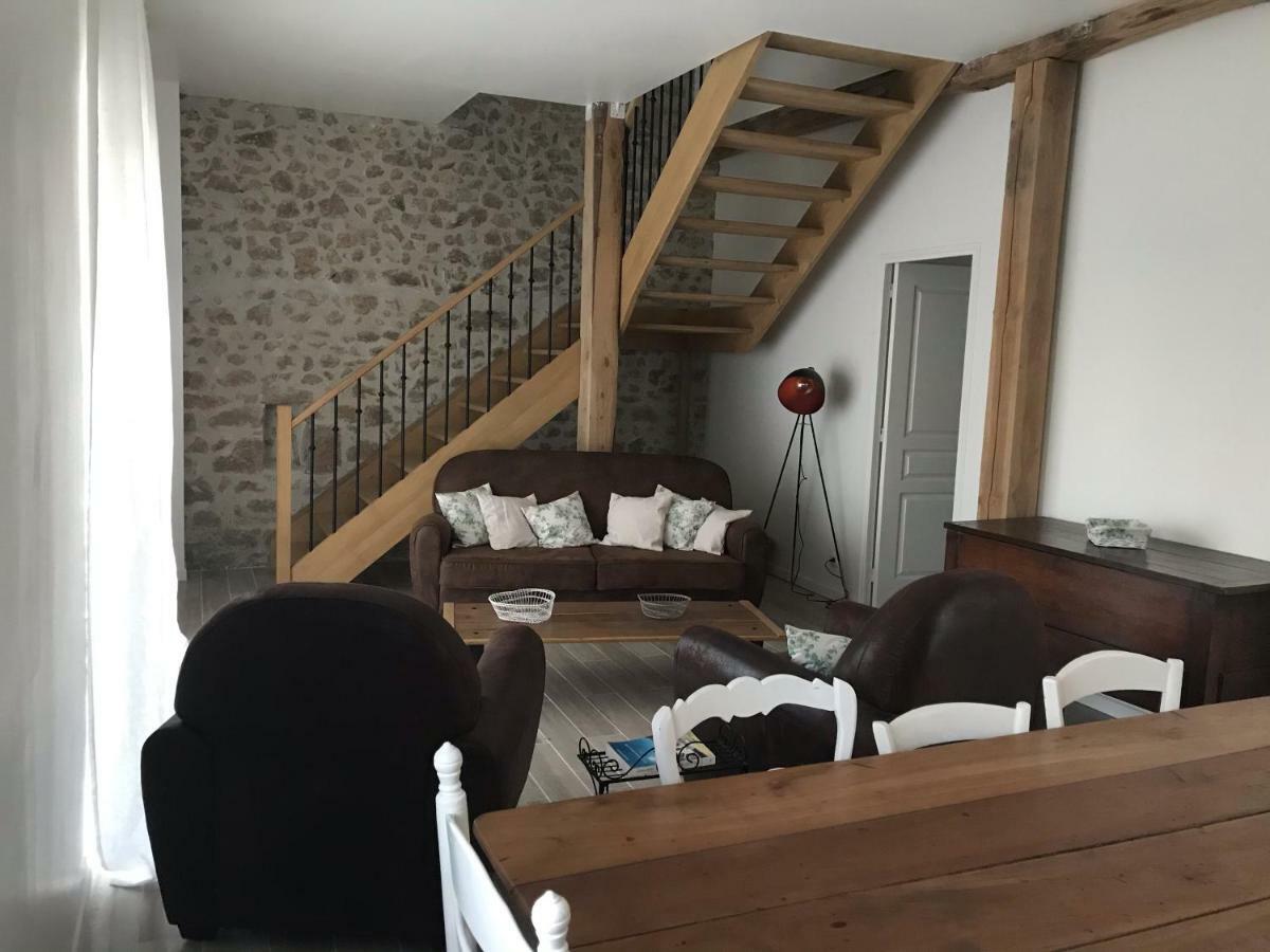 Gite De Charme Les Trois Chenes Augeres Eksteriør bilde